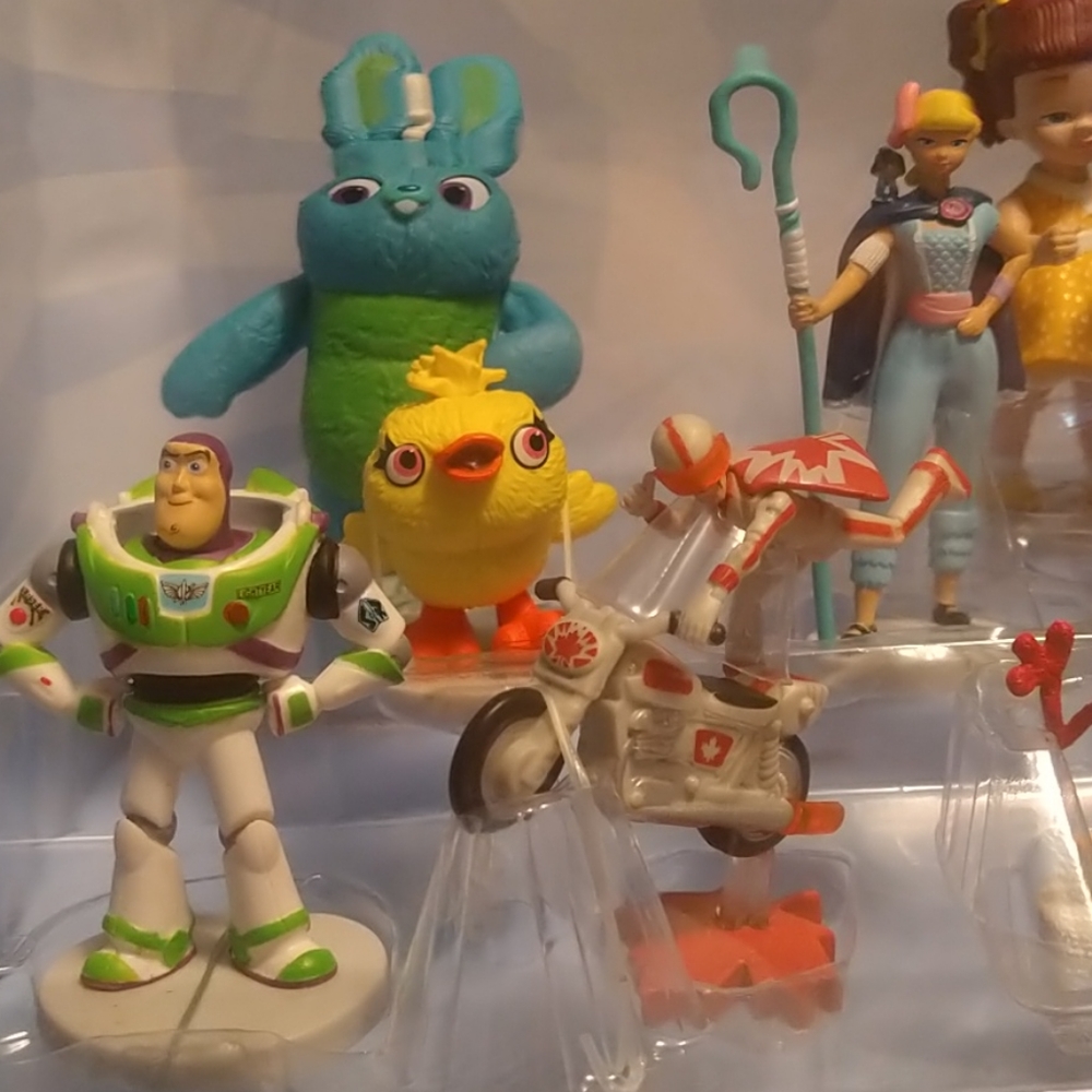 Disney Deluxe toy story figurine set